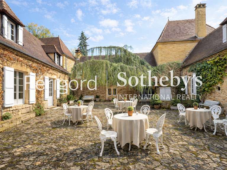 Maison Sarlat-la-Canéda - 11 chambres - 540m²