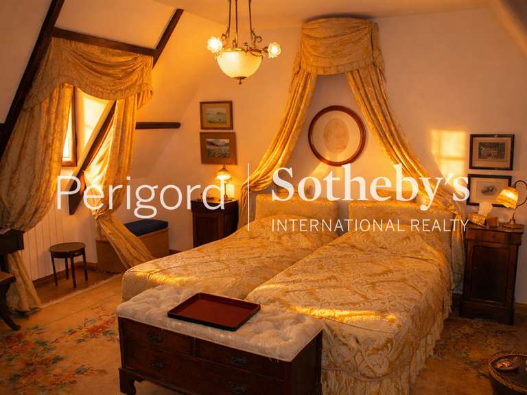 Maison Sarlat-la-Canéda - 11 chambres - 540m²