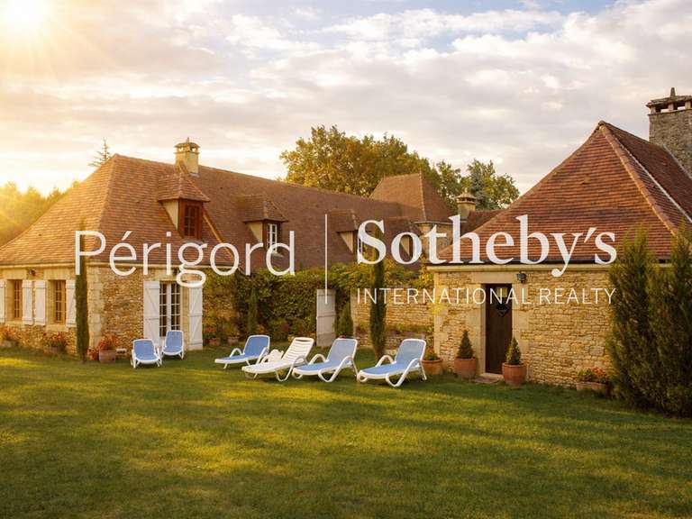 Maison Sarlat-la-Canéda - 11 chambres - 540m²