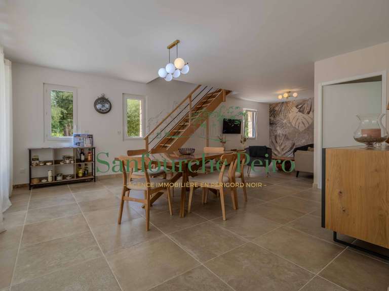 Maison Sarlat-la-Canéda - 9 chambres - 407m²