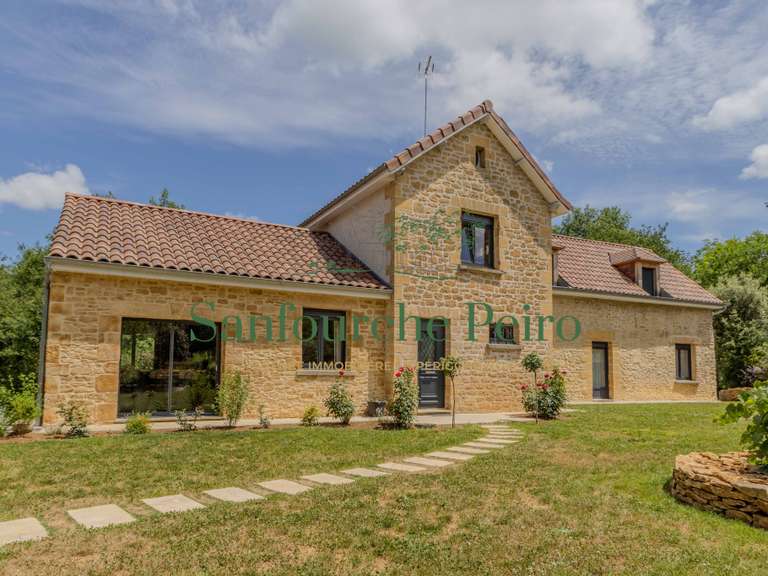 Maison Sarlat-la-Canéda - 9 chambres - 407m²