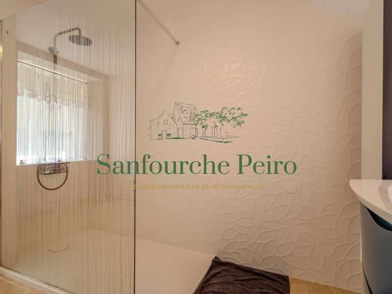 Maison Sarlat-la-Canéda - 9 chambres - 407m²