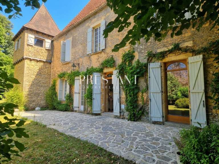 Manoir Sarlat-la-Canéda - 9 chambres - 480m²