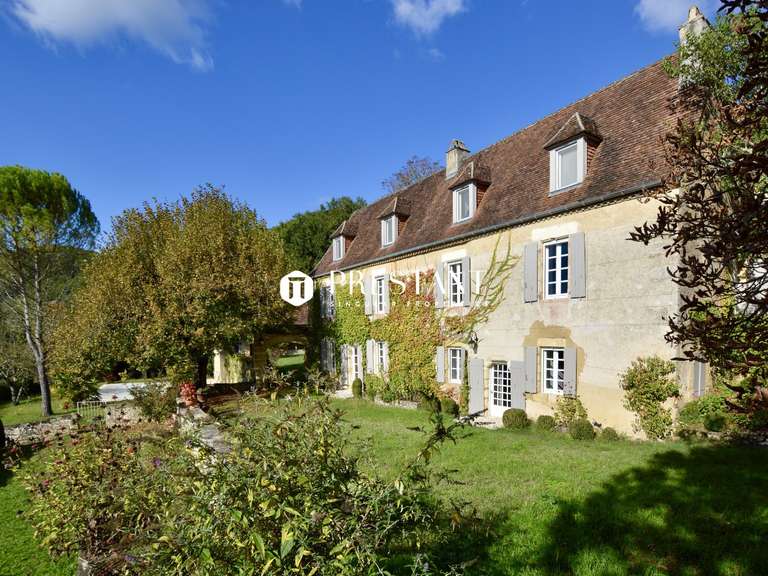 Propriété Sarlat-la-Canéda - 6 chambres - 250m²