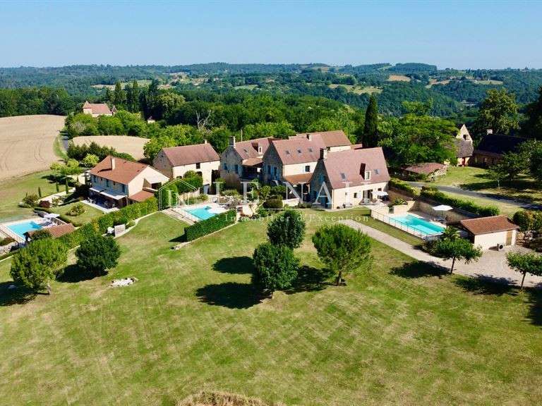 Propriété Sarlat-la-Canéda - 15 chambres - 750m²