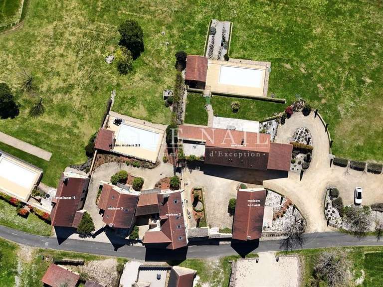 Propriété Sarlat-la-Canéda - 15 chambres - 750m²