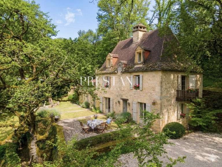 Propriété Sarlat-la-Canéda - 4 chambres - 217m²