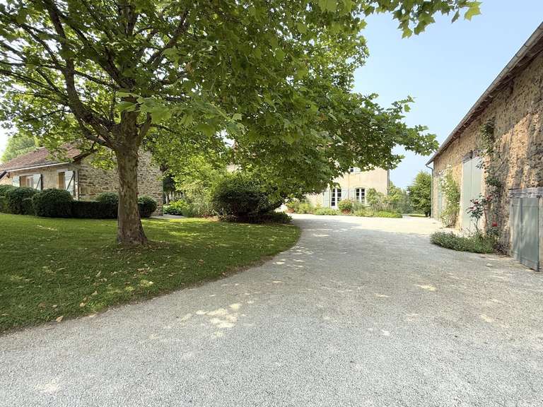 Maison Sarrazac - 4 chambres - 243m²