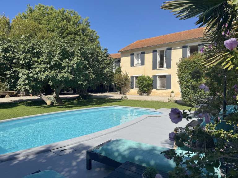 Maison Sarrians - 5 chambres - 225m²