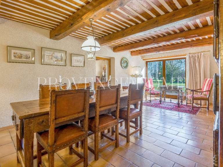 Maison Sarrians - 4 chambres - 205m²