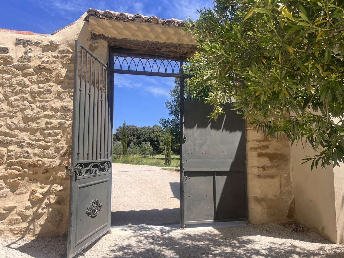 Maison Sarrians