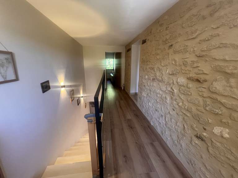 Maison Sarrians - 4 chambres - 200m²