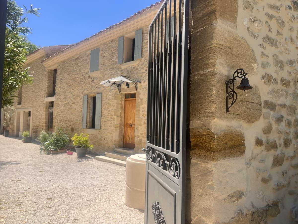 Maison Sarrians