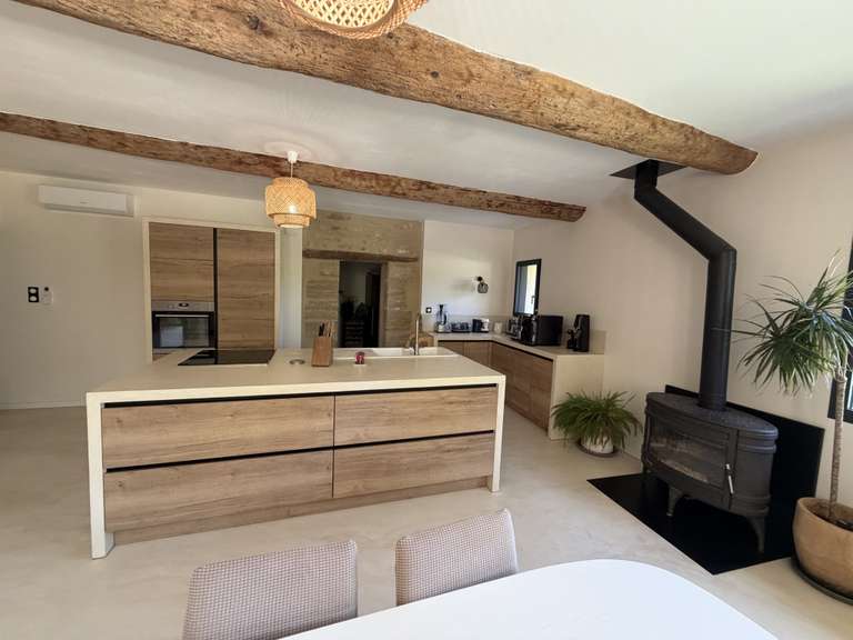 Maison Sarrians - 4 chambres - 200m²
