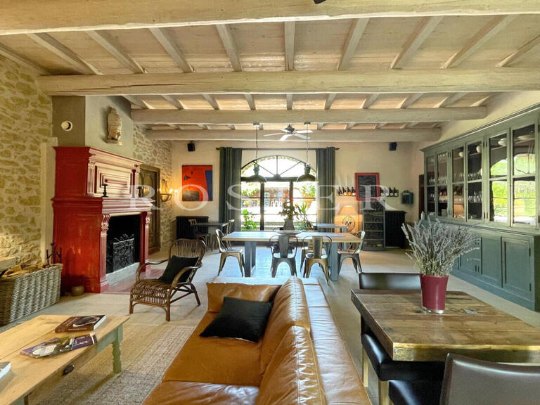 Villa Sarrians - 9 bedrooms - 411m²