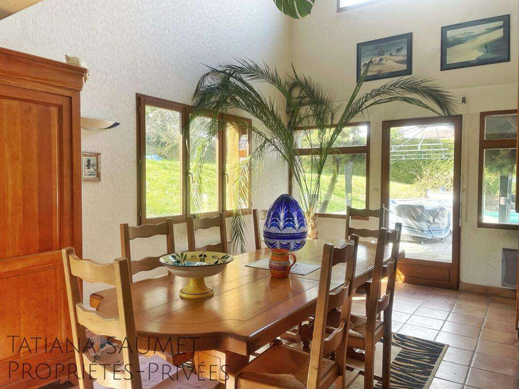 House Sathonay-Village