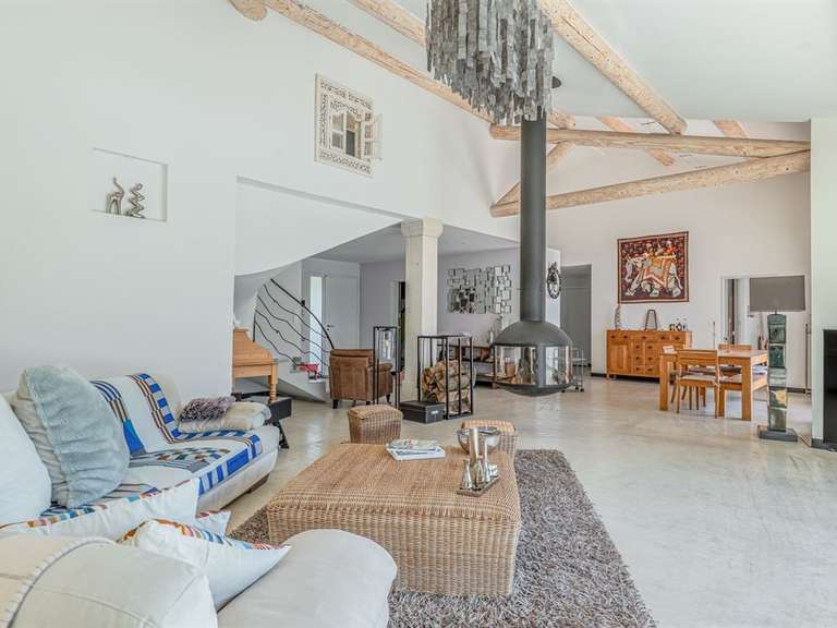 Maison Sathonay-Village - 5 chambres - 290m²