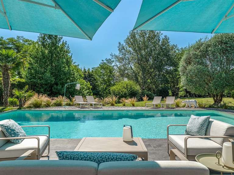 Maison Sathonay-Village - 5 chambres - 290m²