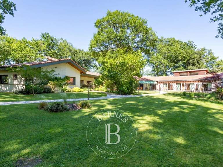 Maison Saubion - 9 chambres - 420m²
