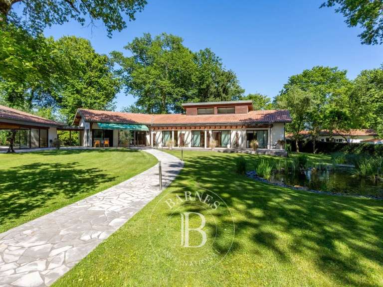 Maison Saubion - 9 chambres - 420m²