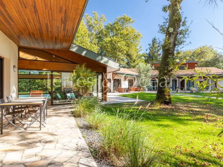 Maison Saubion - 9 chambres - 358m²