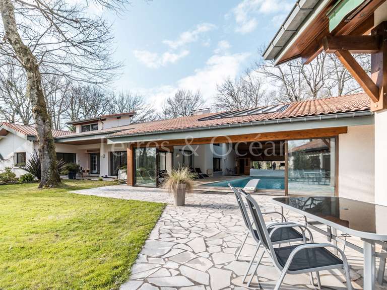 Maison Saubion - 9 chambres - 358m²
