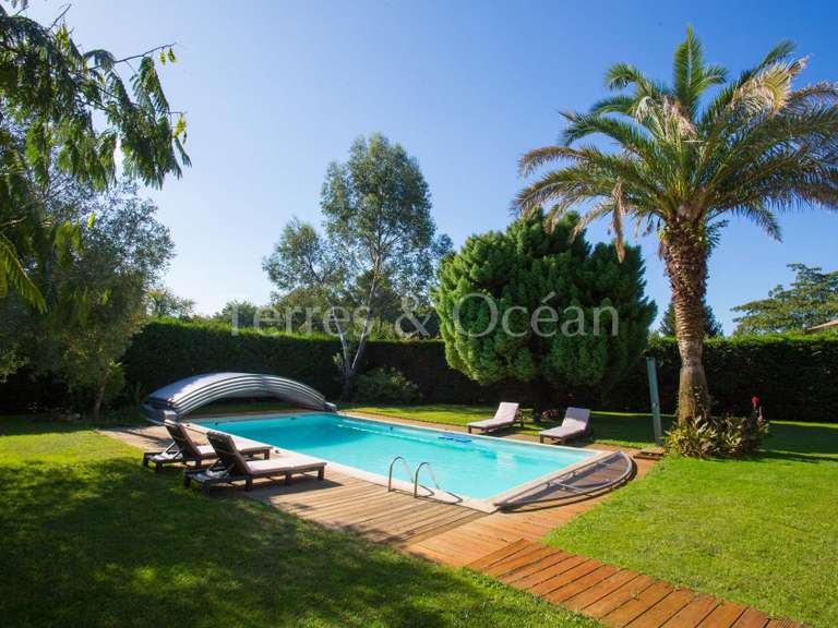 Maison Saubion - 8 chambres - 322m²