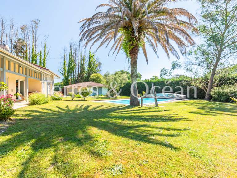 Maison Saubion - 8 chambres - 322m²