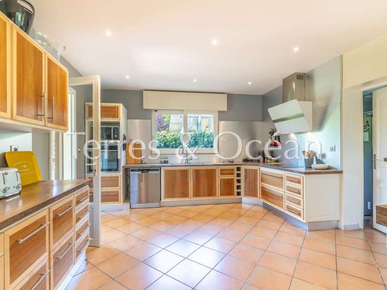 Maison Saubion - 8 chambres - 322m²