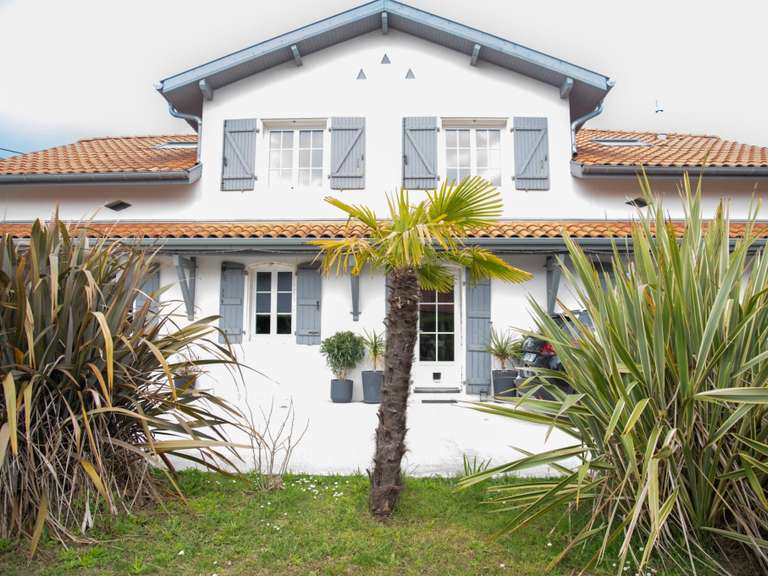 Maison Saubrigues - 7 chambres - 370m²