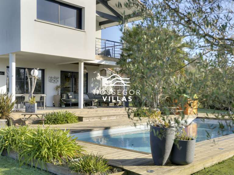 House Saubrigues - 4 bedrooms - 220m²