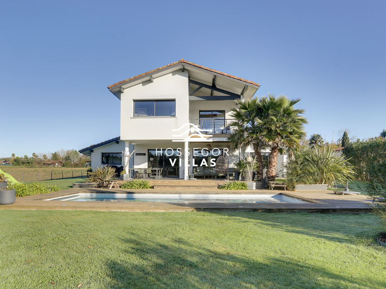 House Saubrigues - 4 bedrooms - 220m²