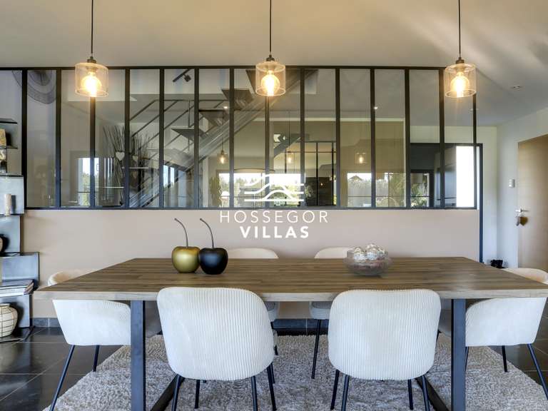 House Saubrigues - 4 bedrooms - 220m²