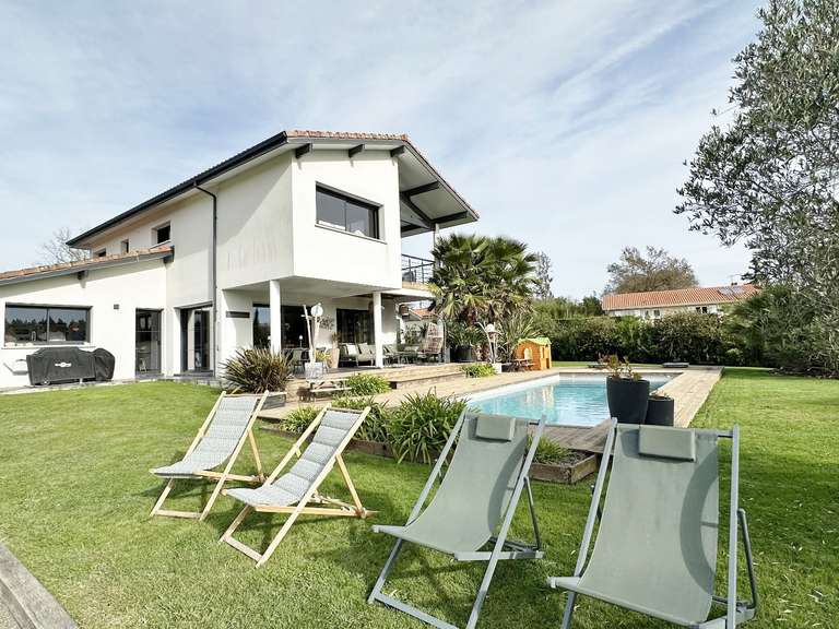 Maison Saubrigues - 4 chambres - 213m²