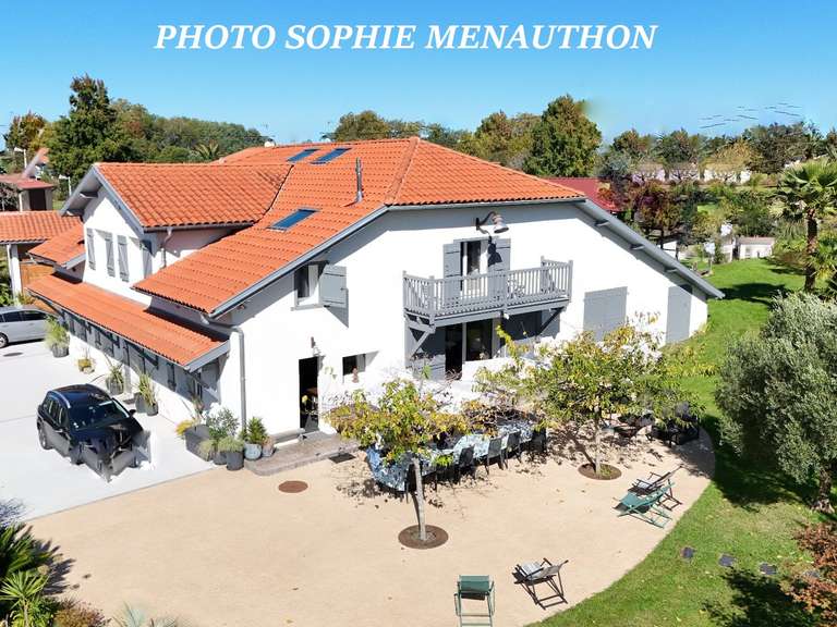 Maison Saubrigues - 7 chambres - 312m²