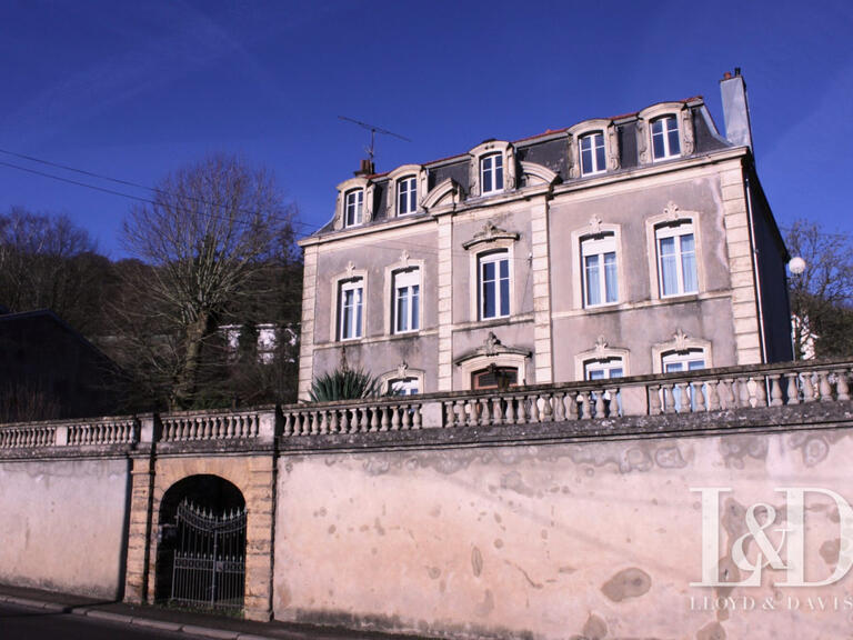 Maison Saulnes - 5 chambres - 243m²