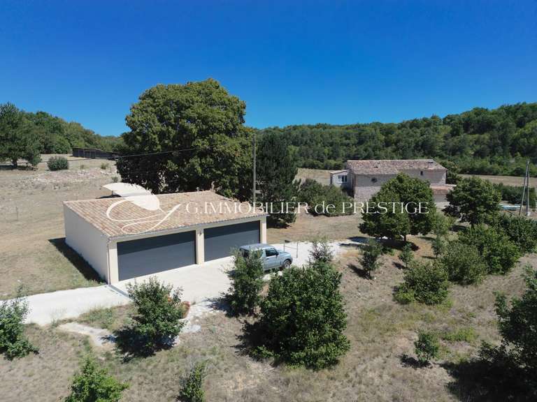 Maison Sault - 7 chambres - 403m²