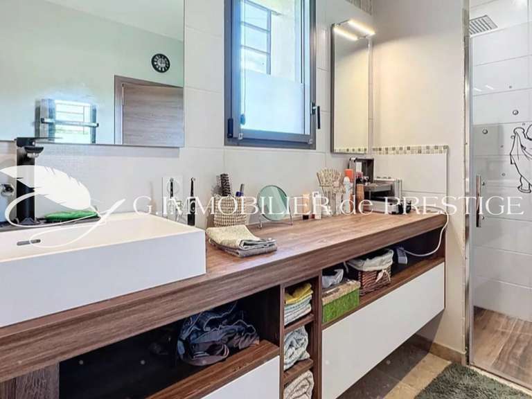 Villa Sault - 4 chambres - 181m²