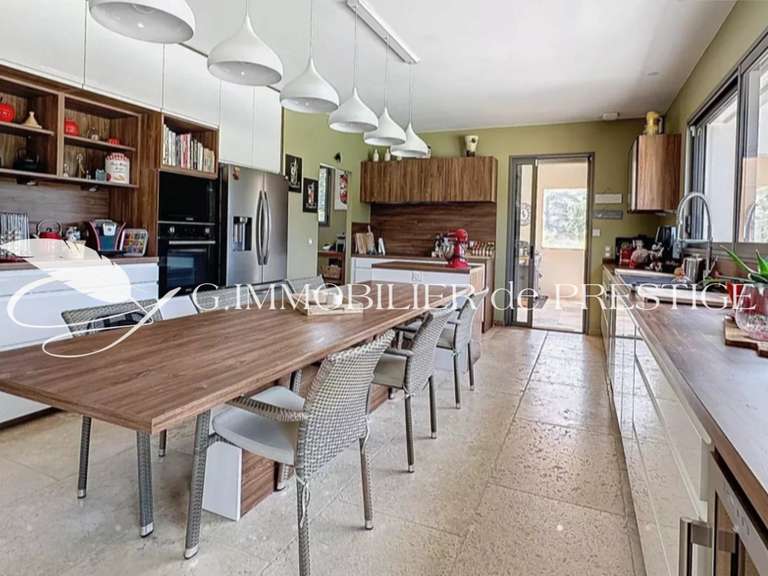 Villa Sault - 4 chambres - 181m²