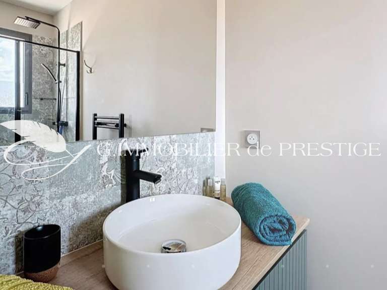 Villa Sault - 4 chambres - 181m²