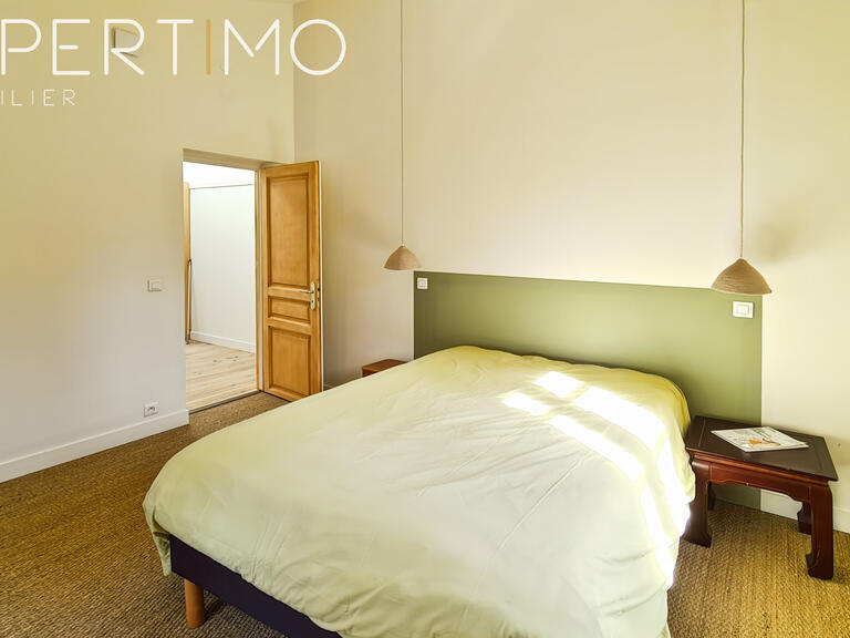 Maison Saumane - 4 chambres - 182m²