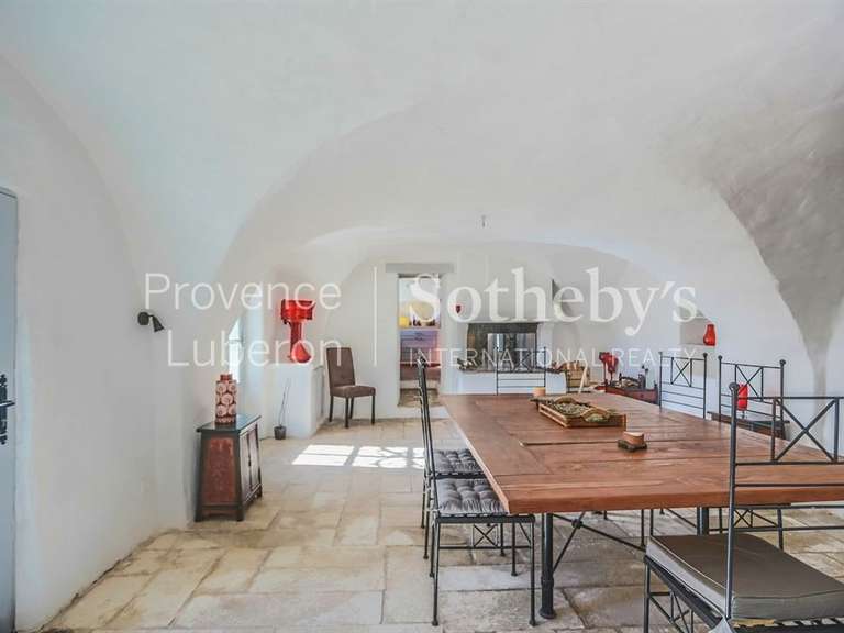 Maison Saumane-de-Vaucluse - 5 chambres - 350m²