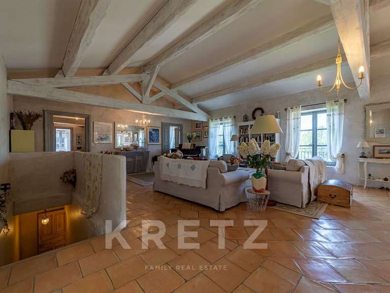 House Saumane-de-Vaucluse - 4 bedrooms - 300m²
