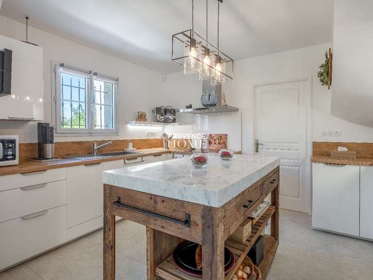 Propriété Saumane-de-Vaucluse - 6 chambres - 175m²