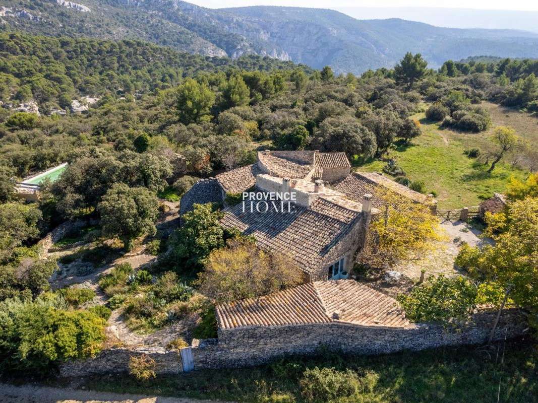 Property Saumane-de-Vaucluse