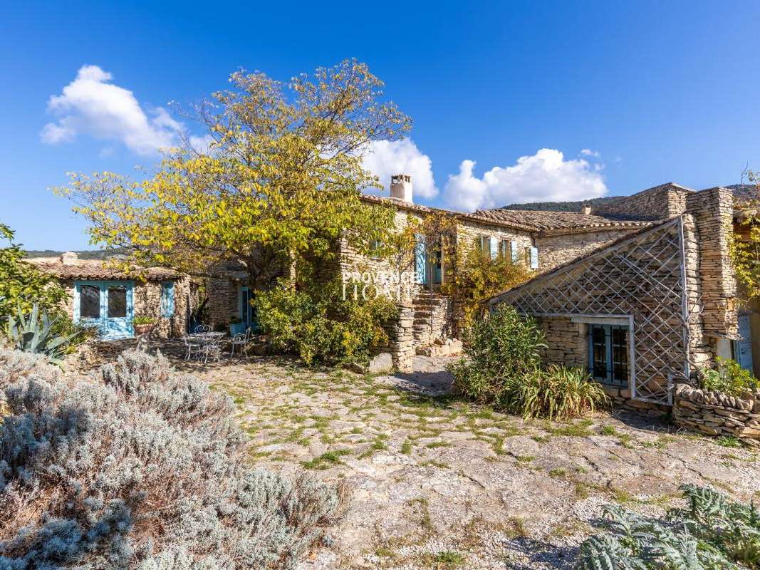Property Saumane-de-Vaucluse