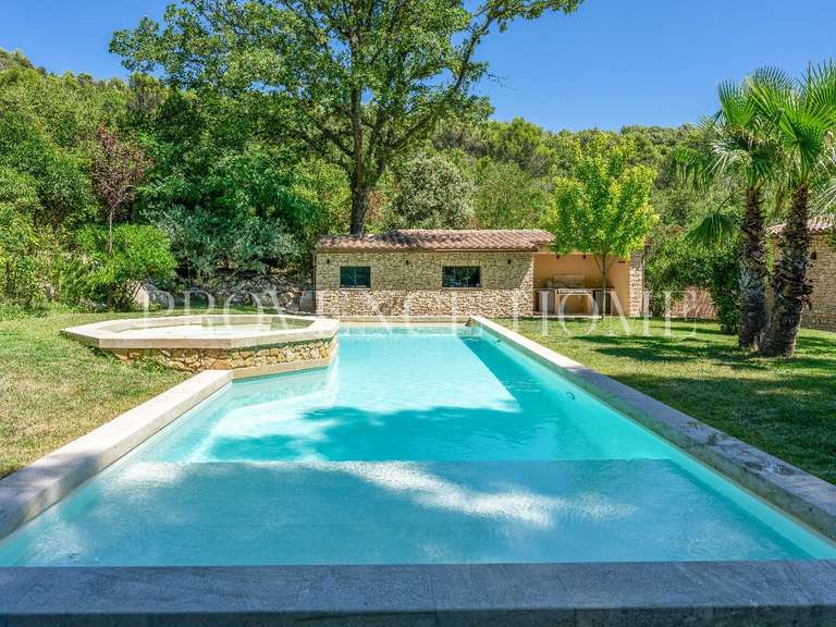 Propriété Saumane-de-Vaucluse - 3 chambres - 160m²