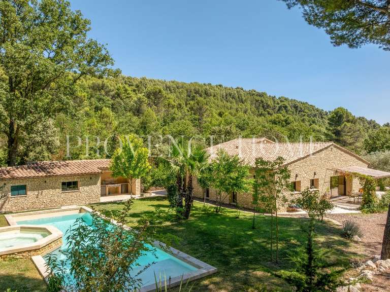 Propriété Saumane-de-Vaucluse - 3 chambres - 160m²