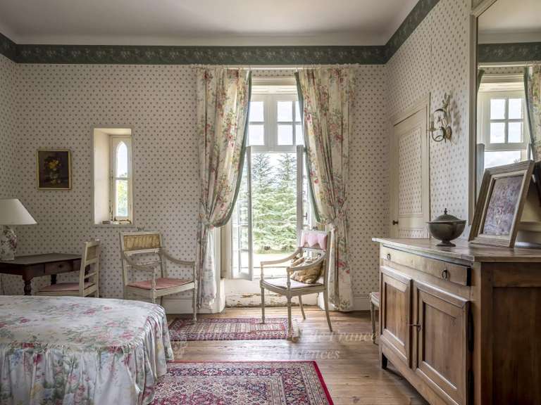 Château Saumur - 11 chambres - 1600m²