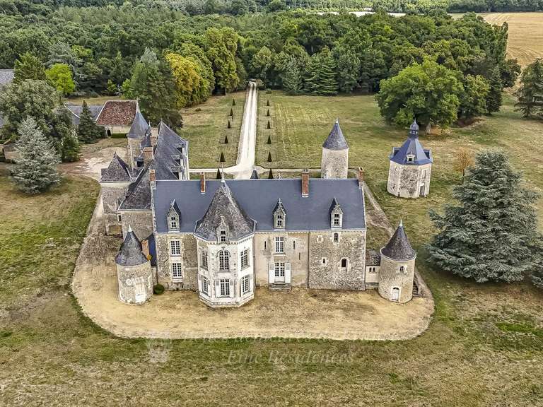 Château Saumur - 11 chambres - 1600m²